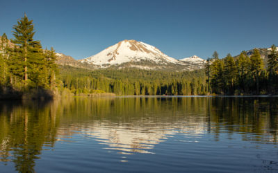 Manzanita Lake Trail