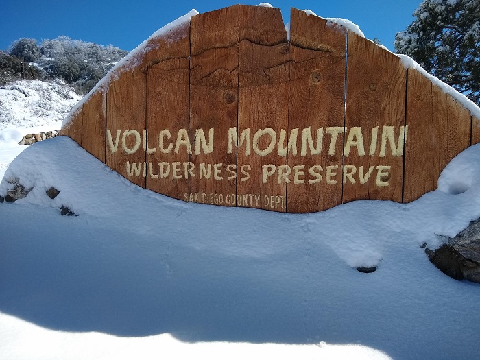 Volcan Mountain Hiking Trail Guide
