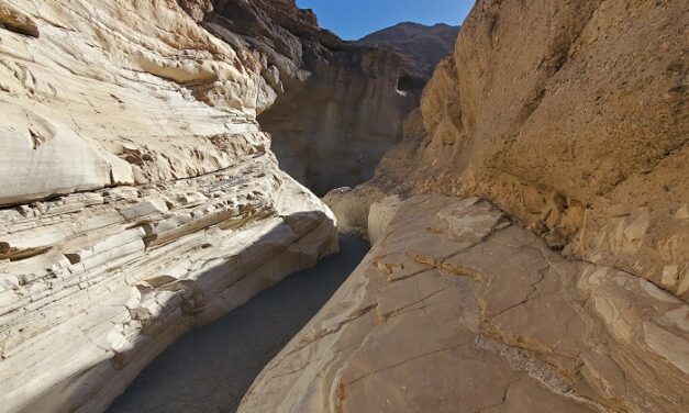 Mosaic Canyon Trail – Death Valley National Park