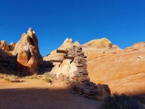 White Domes Trail Hiking Guide, Valley of Fire State Park, Nevada